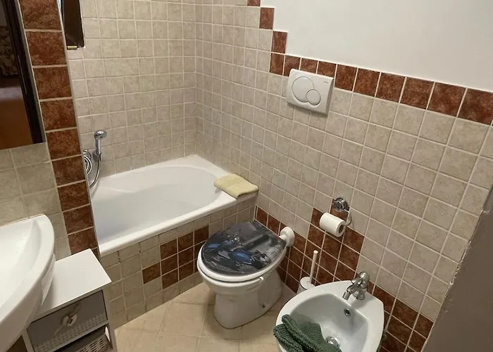 Apartment House With Private Garden *